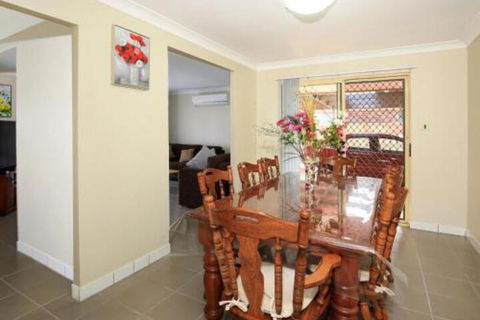 Kingfisher Pet Friendly 10 Mins To Hyams Beach - Accommodation Gold Coast 4