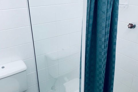 The Caledonian Hotel Motel - 1 Gold Coast 5