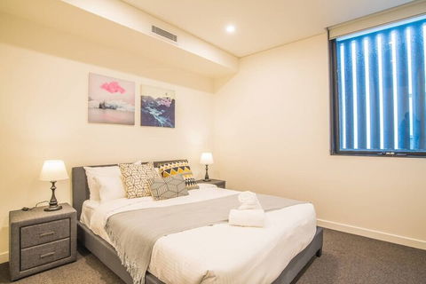 Modern 2bed2bath APT At Neutral Bayparking+wifi - Gold Coast 4U 3