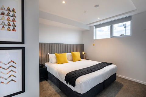Linton Hotel - Gold Coast 4U 6