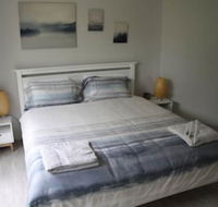 Warnbro Beach Family Accommodation - Gold Coast 4U