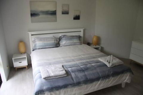 Warnbro Beach Family Accommodation - Gold Coast 4U 0