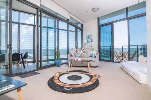Panoramic Water View APT @rhodes - Accommodation Gold Coast 6
