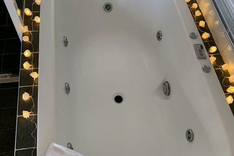 The Retreat Lodge - Accommodation Gold Coast 7