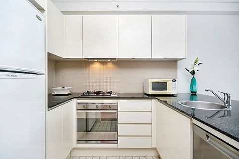 The Apartment Service AX803 - Gold Coast 4U 6