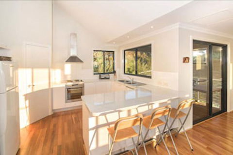 Jay's Beach House - Accommodation Gold Coast 7