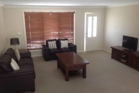 Breakaway Apartments - Accommodation Gold Coast 3