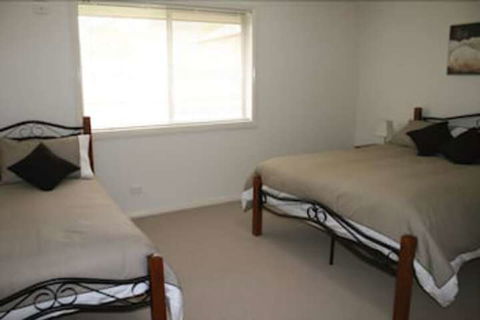 Breakaway Apartments - Accommodation Gold Coast 4