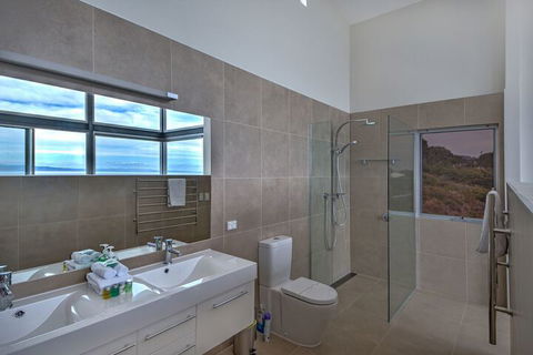 Halcyon - Accommodation Gold Coast 5