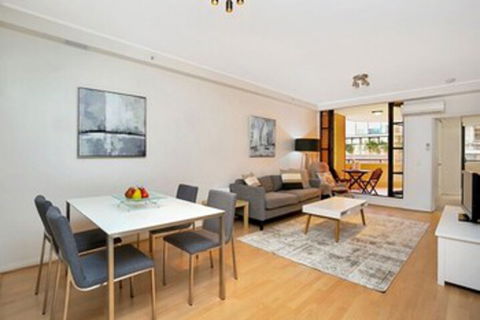 The Apartment Service AX301 - Gold Coast 4U 0