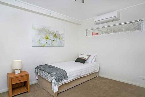 The Apartment Service AX301 - Gold Coast 4U 6
