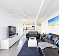 Dolphins Apartment - Gold Coast 4U