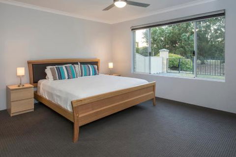 Fairway Isle - Accommodation Gold Coast 4