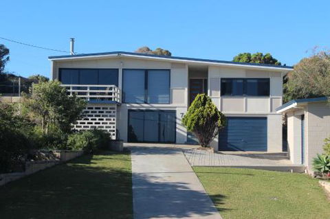 Gabbadah Beach House - Gold Coast 4U 4
