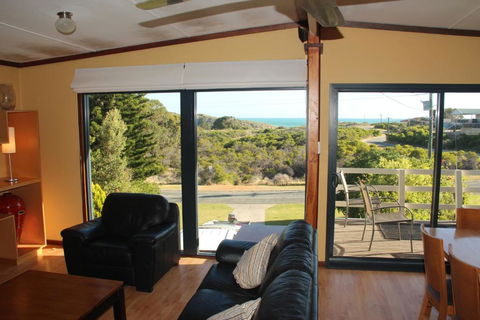 Gabbadah Beach House - Gold Coast 4U 2