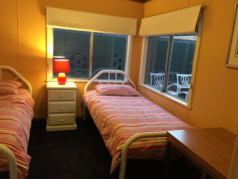 Gabbadah Beach House - Gold Coast 4U 3