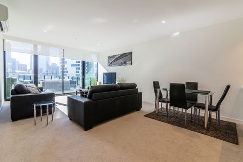 MJ Shortstay Apartments - Platinum Tower - Accommodation Gold Coast 5