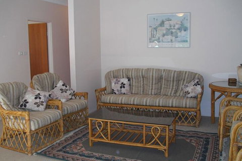 Kurranulla Unit 1 / 15 Weatherly Close - Accommodation Gold Coast 6