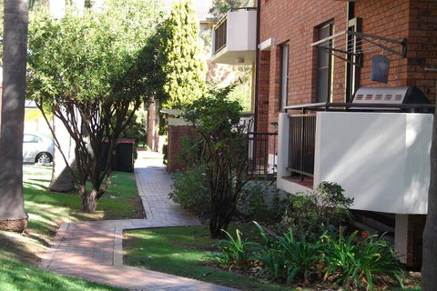 Kurranulla Unit 1 / 15 Weatherly Close - Accommodation Gold Coast 2