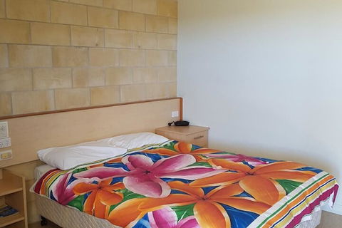 A Country View Motel - Ilbilbie - Accommodation Gold Coast 2