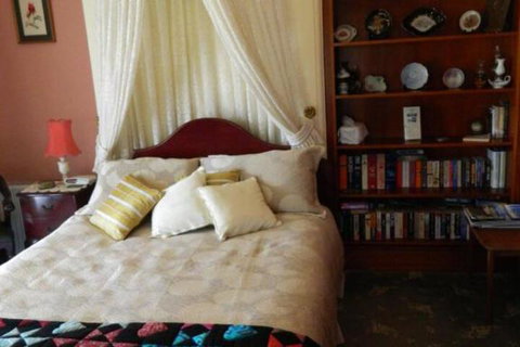 Pepper Tree Ridge B & B - 1 Gold Coast 7