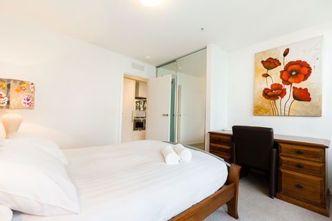 TIARA, 1BDR Southbank Apartment - Accommodation Gold Coast 4