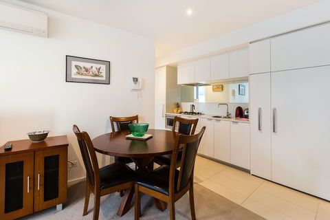 TIARA, 1BDR Southbank Apartment - Accommodation Gold Coast 0
