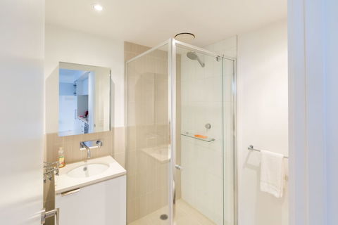 TIARA, 1BDR Southbank Apartment - Accommodation Gold Coast 1