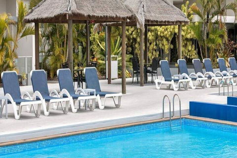 2 BDR / Apt / Foxtel / WiFi / Pool / Parking / Spa / Hervey Bay - Gold Coast 4U 2