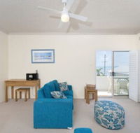 Del Rae Unit 6 / 25 Shoal Bay Road - Accommodation Gold Coast