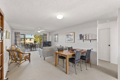 The Dunes Unit 5 / 38 Marine Drive - Gold Coast 4U 1