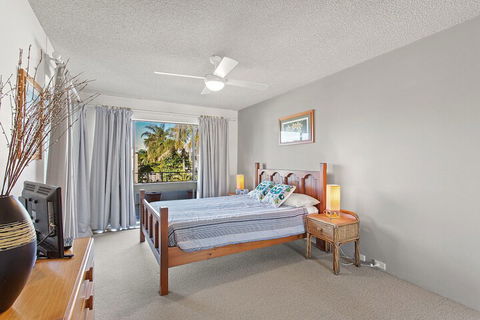 The Dunes Unit 5 / 38 Marine Drive - Gold Coast 4U 5