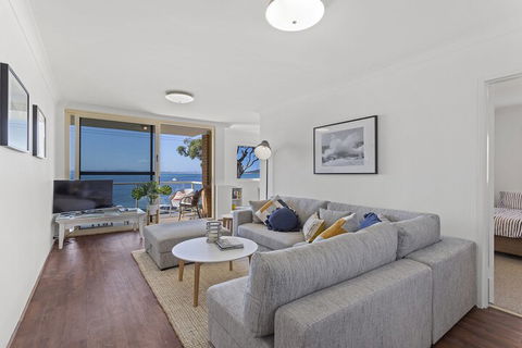 South Pacific Unit 5 / 13 Shoal Bay Road - Accommodation Gold Coast 7