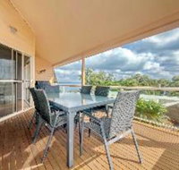 3 Bedroom Villa Moy at Nelson Bay 2 / 30 Thurlow Avenue FREE WIFI - 1 Gold Coast