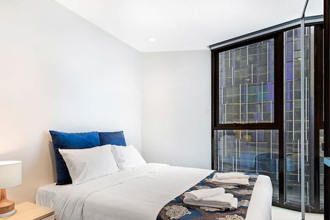 IFSuites (IFSTAYS) Light House Apartment - Accommodation Gold Coast 5