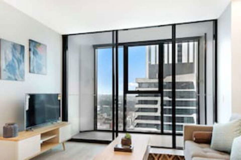 IFSuites (IFSTAYS) Light House Apartment - Accommodation Gold Coast 0