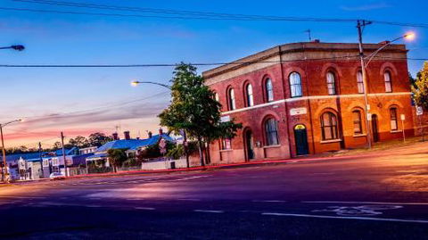 Globe Guesthouse - Accommodation Gold Coast 2