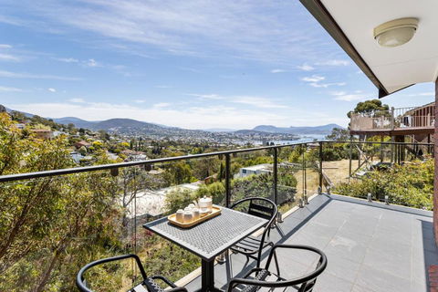 The Lookout - Accommodation Gold Coast 3