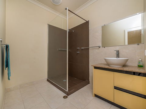 Seafront Unit 60 - Accommodation Gold Coast 4