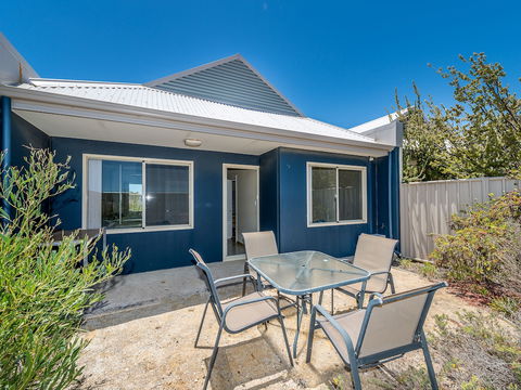 Seafront Unit 60 - Accommodation Gold Coast 0