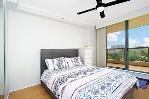 801 At The Plaza - Accommodation Gold Coast 6