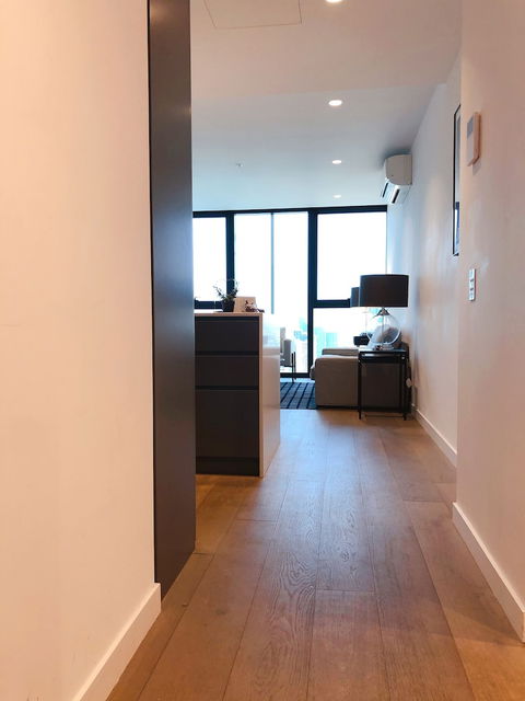CBD Amazing View 2 Bedrooms Apartments - Accommodation Gold Coast 3