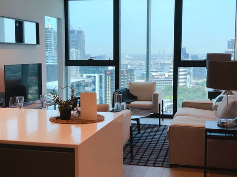CBD Amazing View 2 Bedrooms Apartments - Accommodation Gold Coast 2