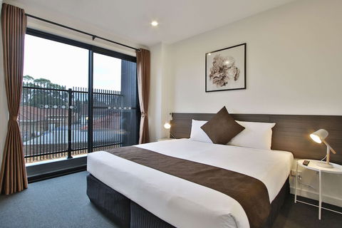 Quality Apartments Dandenong - 1 Gold Coast 1