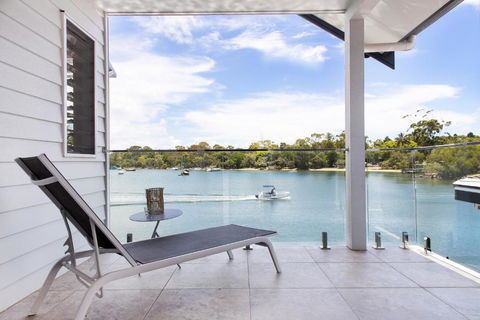 22 Noosa Parade - Accommodation Gold Coast 2