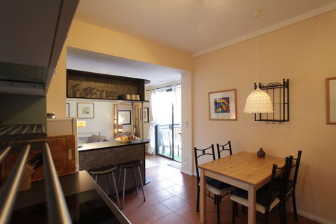 La Mer Sea View Apartment - Accommodation Gold Coast 2