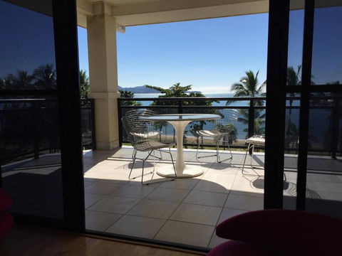 The Lighthouse Apartments - Gold Coast 4U 2