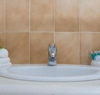 Budget Apartment Trinity Beach - Accommodation Gold Coast