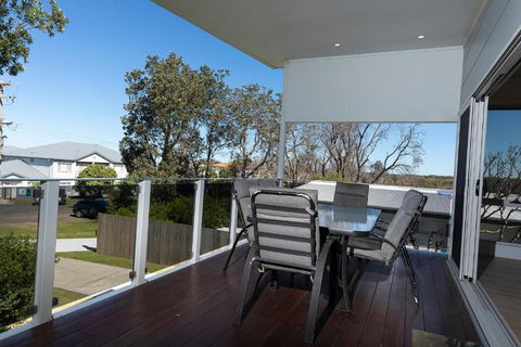 Surfmist - Accommodation Gold Coast 1
