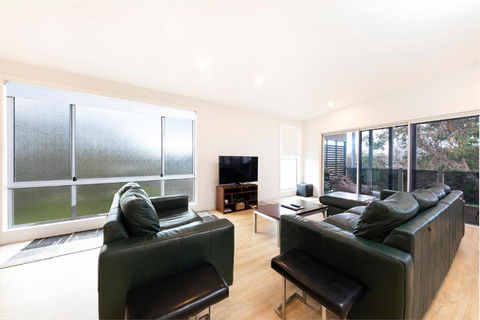Surfmist - Accommodation Gold Coast 2